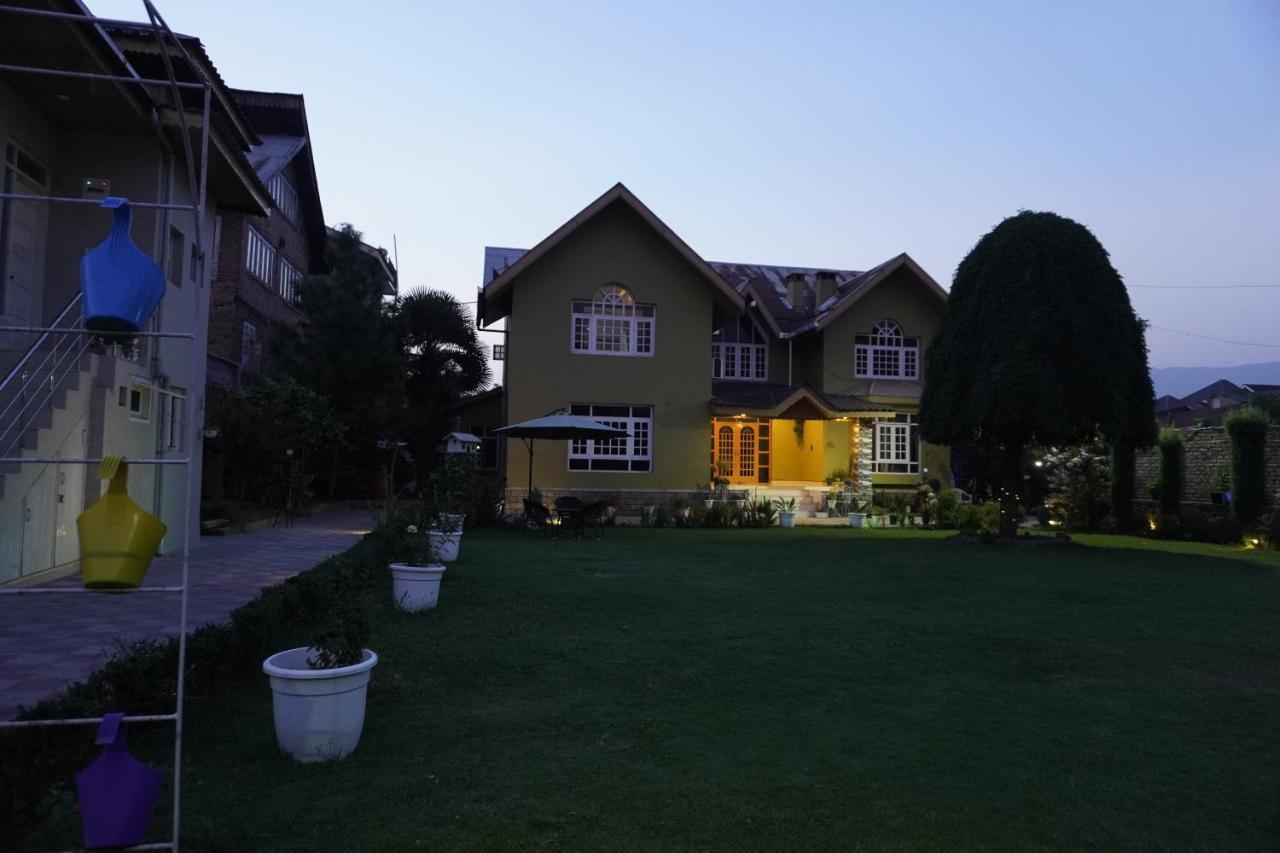 Farsal Villa ศรีนาการ์ ภายนอก รูปภาพ